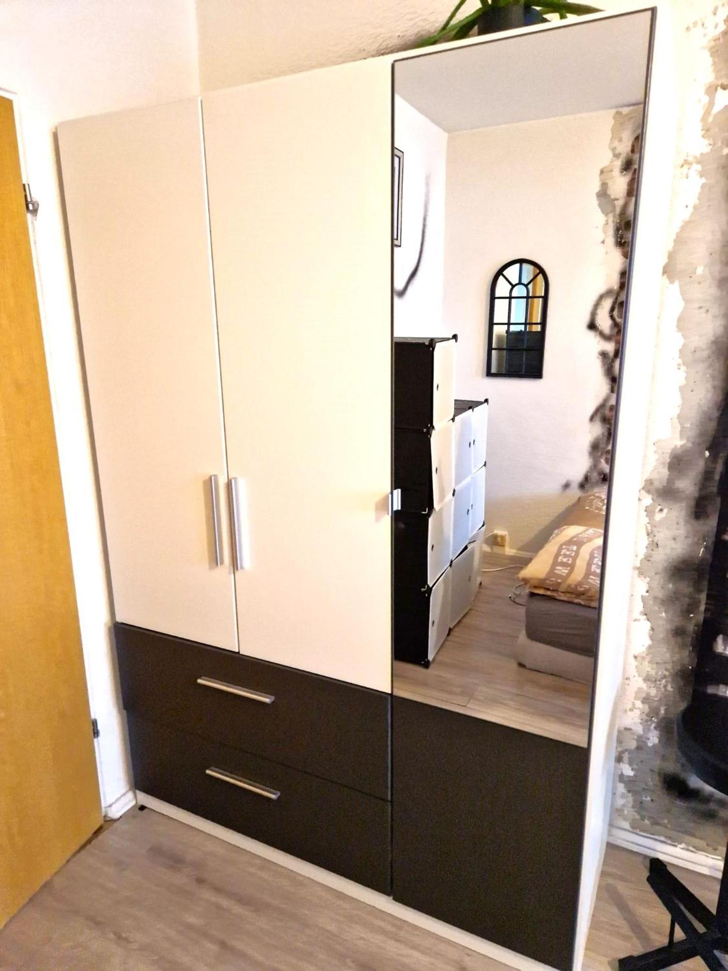 Cozy Trendy Spacious Room In Green Area 12 Min. Near To The Center Alexanderplatz Berlino Esterno foto
